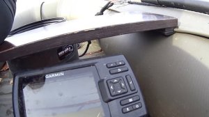 Осенняя рыбалка на сома и карпа на озере в Италии.