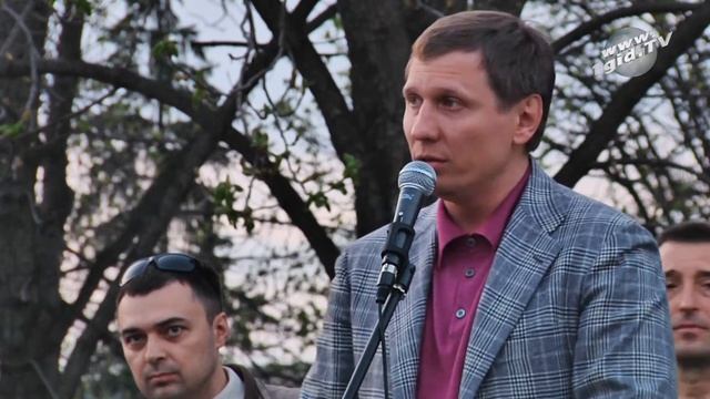 молодеж за единство Украины смотреть онлайн