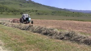 ЮМЗ-6Л+Роторные грабли