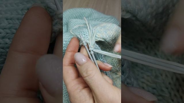 Как сшить петли подрезов при вязании снизу вверх смотреть онлайн