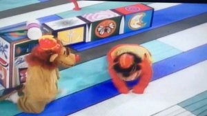 The banana splits droopy lose a quarter