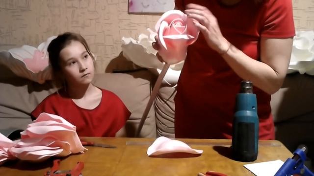 Бесплатный мастер класс роза из изолона от А до Я смотреть онлайн