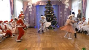 Танец  "Бубенцы, бубенцы радостно галдят ...".Новый 2016 год  Старшая группа детсада № 160 г. Одесс