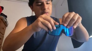 How to replace an Oakley Sutro lens