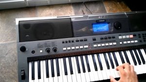 YAMAHA PSR e443 (demonstration of factory sounds and styles) part 2