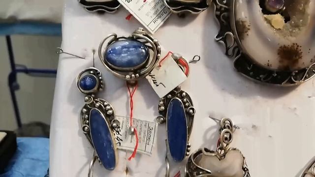 Потрясающие покупки для девочек с выставки смотреть онлайн