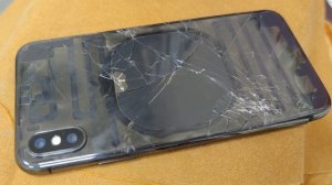 Лазерная гравировка. Снятие задней крышки iphon X