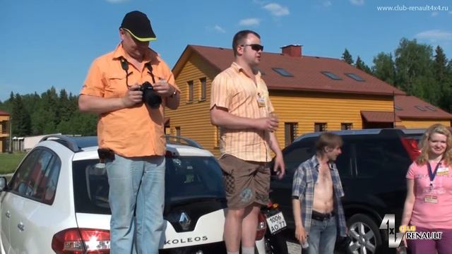 1 год Клубу Renault 4x4 смотреть онлайн