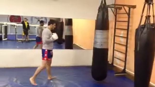 Зал «Федерации Боев без правил» смотреть онлайн