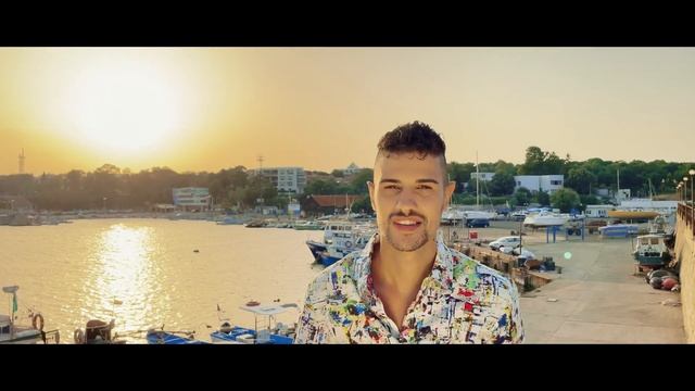 Tihomir Mitov & Vanya Vakari Señorita /Сеньорита (Official video) смотреть онлайн