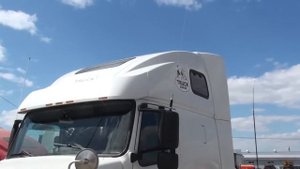 Обзор тягача Volvo vnl 2003 г.в.