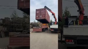 Перевозка контейнера 20 футов манипулятором СПб