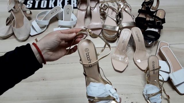 Лот 307. Жіноче взуття Англія смотреть онлайн