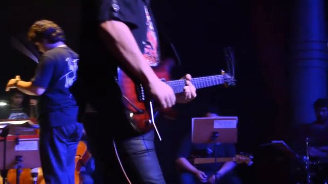 Passamani e Rockestra - Queen's Who wants to live Forever смотреть онлайн