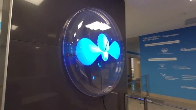 Голографический вентилятор 100 см в кожухе