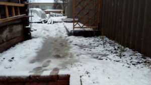 Снег в апреле.