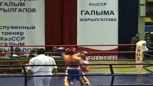 Уктамжон Рахмонов УЗБ г.Коканд.Клуб бокса имини"Руфата Рискиева". смотреть онлайн