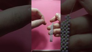 Колечко из бисера в два ряда.