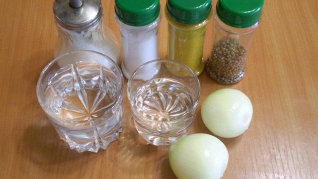 Лук, маринованный к шашлыку