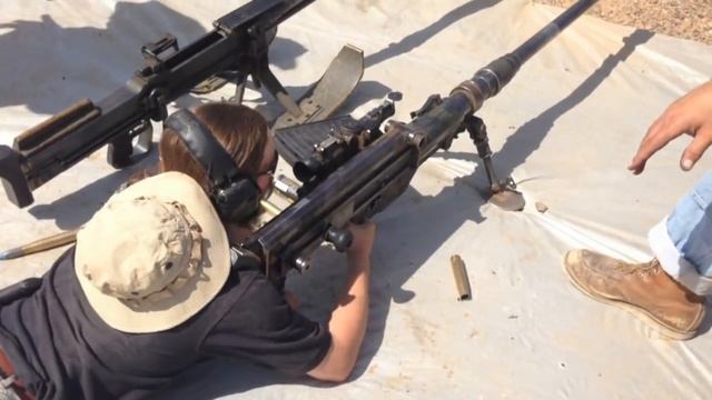 Shooting a Solothurn S18/1000 смотреть онлайн