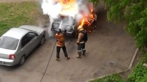 Петрозаводск. Успела выйти из авто перед возгоранием (18.05.2016 г.)