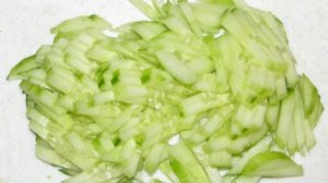 Вегетарианский салат из пекинской капусты