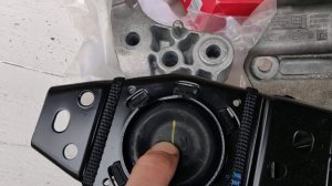Разница новой и старой гидроопоры Renault