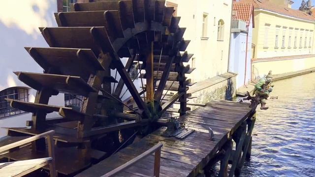 ?? ПОПАЛИ в СКАЗОЧНЫЙ ГОРОД ?♀️ КУКОЛЬНЫЕ ДОМИКИ ? КУСОЧЕК ИТАЛИИ в ПРАГИ ⛵️ смотреть онлайн