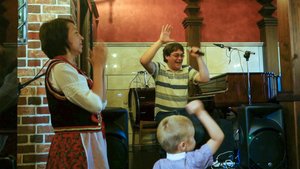 "Сядь в любой поезд" - Марыля Родович (1983). ВИА "Крулевчане"  2017г. Калининград.