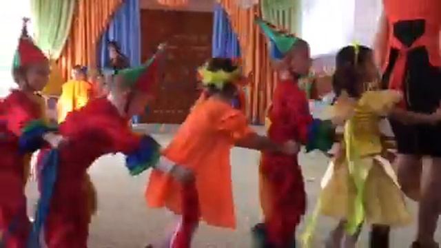 Праздник осени(3) смотреть онлайн