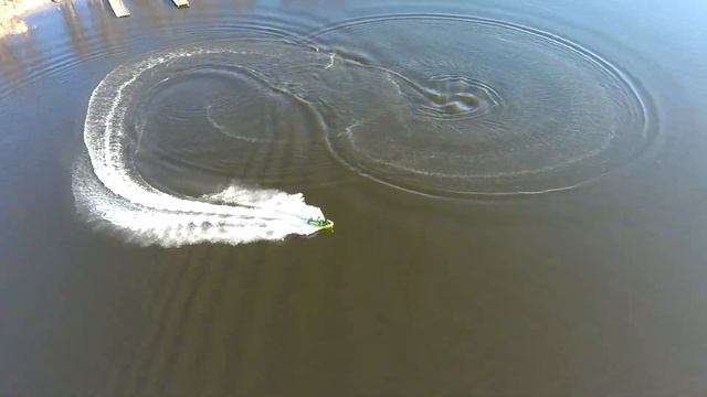 катание на водном мотоцикле. смотреть онлайн