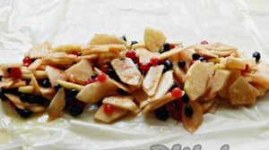 Штрудель из теста фило с яблоками