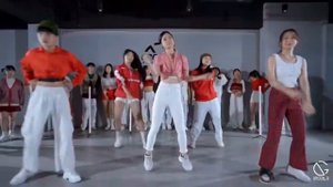 Jimmy Fallon - It Was A…(Masked Christmas) | Hanna Woo Choreography
