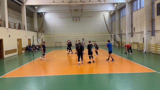 12-11-2023/1/МВЛ/Крепкие орешки смотреть онлайн