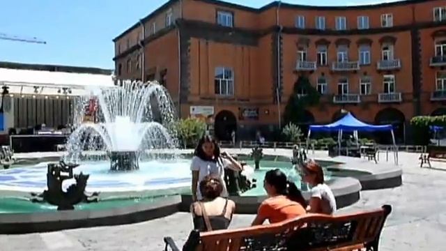 Прогулка по центру Еревана + Площадь Республики