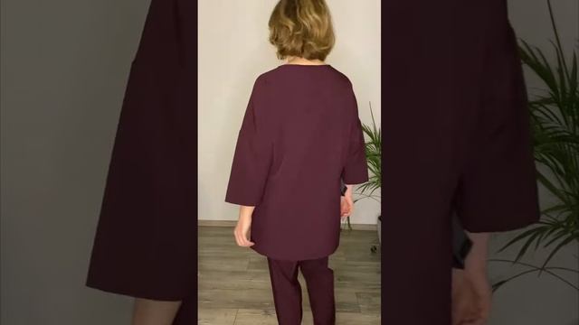 Шикарный костюм- двойка в бордовом цвете!?тел. для заказов 8(903)569-14-74 смотреть онлайн