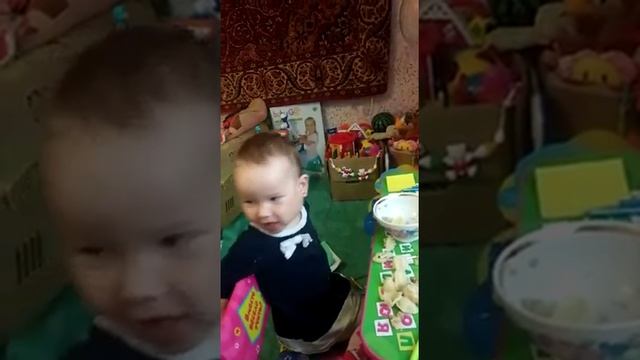 Как правильно кушать пельмени... смотреть онлайн