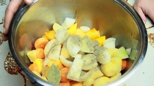 Суп пюре из тыквы / Тыквенный суп / Простой рецепт супа пюре со сливками и тыквой /Полезный суп