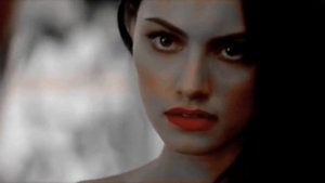 Klaus & Hayley || Ты не мой парень