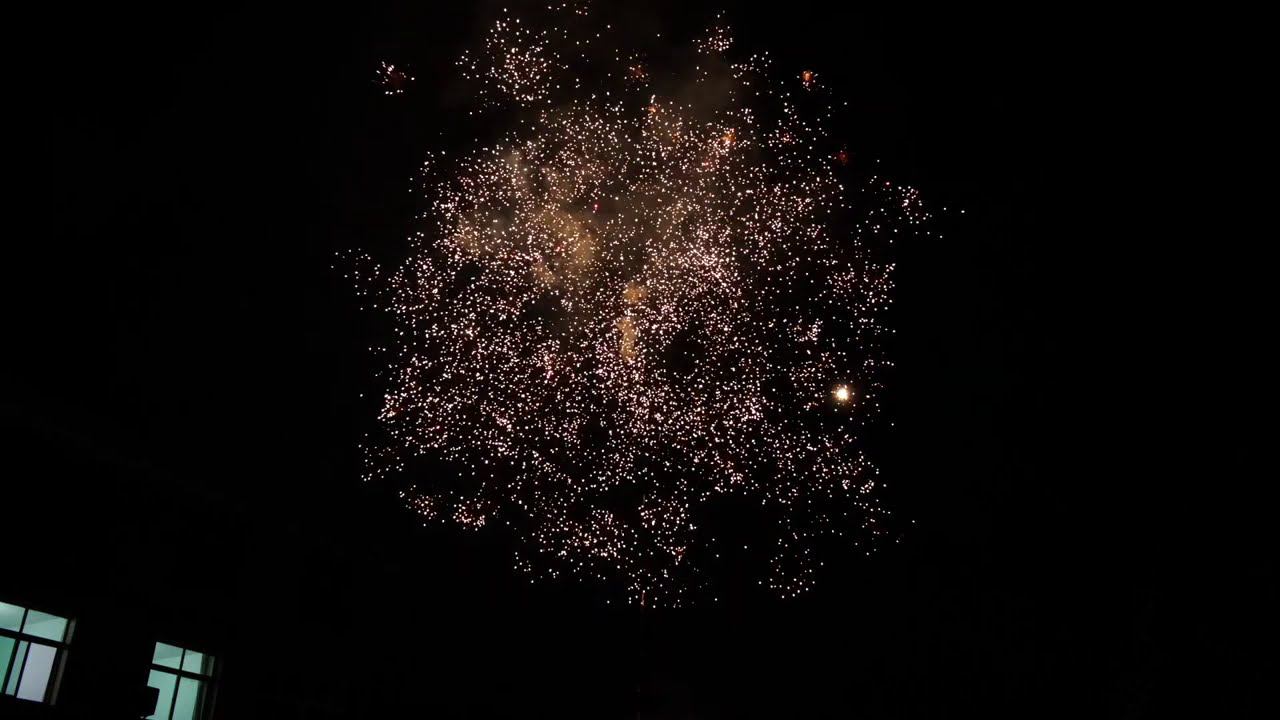 CL056 РИМ (1,2х100) - КОЛОРЛОН, фейерверки и салюты в Новосибирске смотреть онлайн