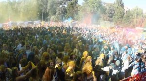 Праздник красок Холи ко Дню Независимости