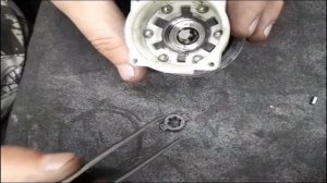 Замена патрона в аккумуляторном шуруповерте Makita 6271D