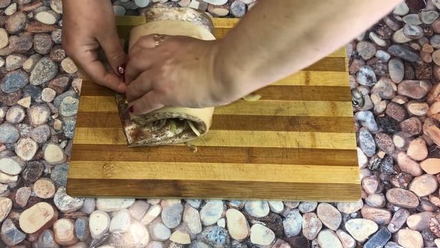 Берем кусок МЯСА, скручиваем и получаем превосходный домашний МЯСНОЙ РУЛЕТ. Рецепт  вкусной закуски