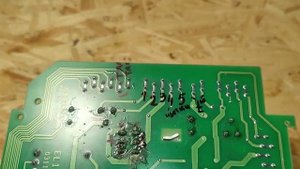 Двигатель стиральной максимальные обороты. Скорость произвольно меняется. Стиральная Miele. G4BC30W