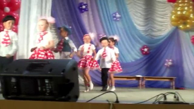 Танцевальный коллектив 