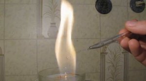 Borax bead tests: chromium (reducing flame) / Перлы буры: хром (восстановительное пламя)