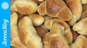 Рогалики с шоколадной начинкой из сдобного теста на закваске