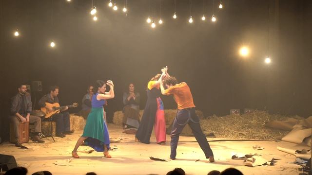 Promocional "[des]Hágase la Luz" - Cía. Gabriel Aragú смотреть онлайн