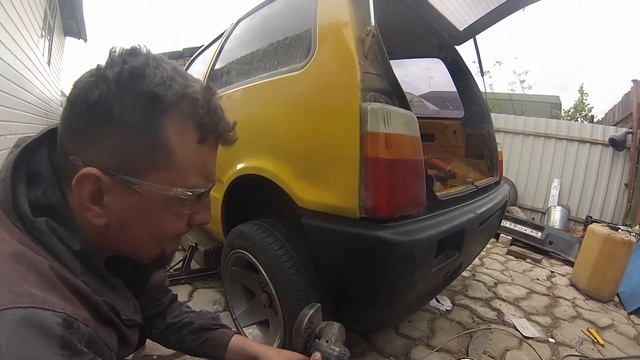 Ставим передний бампер назад Ока смотреть онлайн