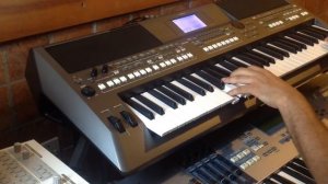 Mas que nada - YAMAHA PSR S670